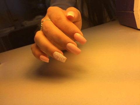 Manichiura - simpla , semipermanent , gel